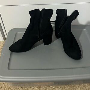 Old Navy Black Ankle Booties
